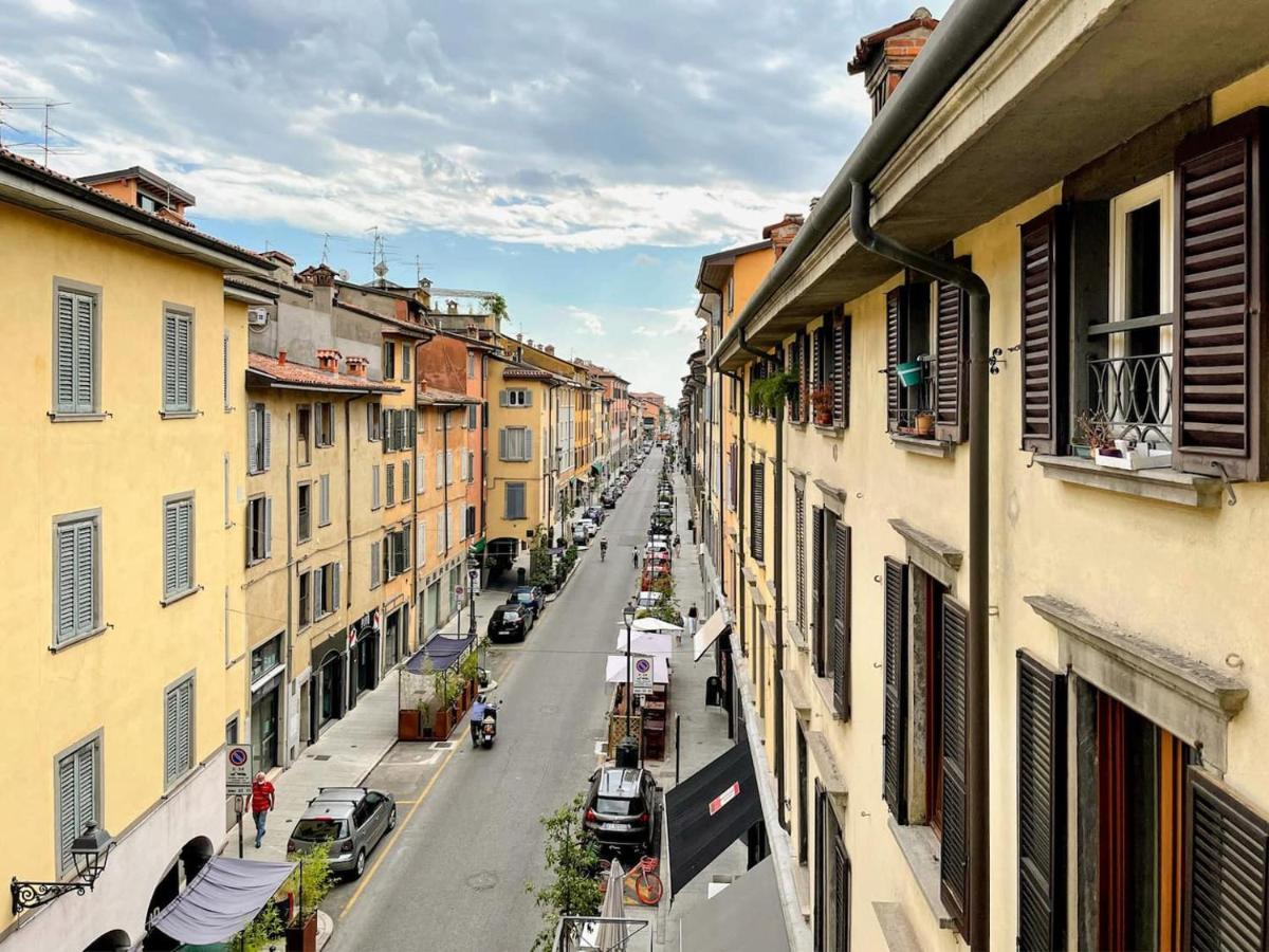 A Casa Di Nalis Apartment Bergamo Luaran gambar